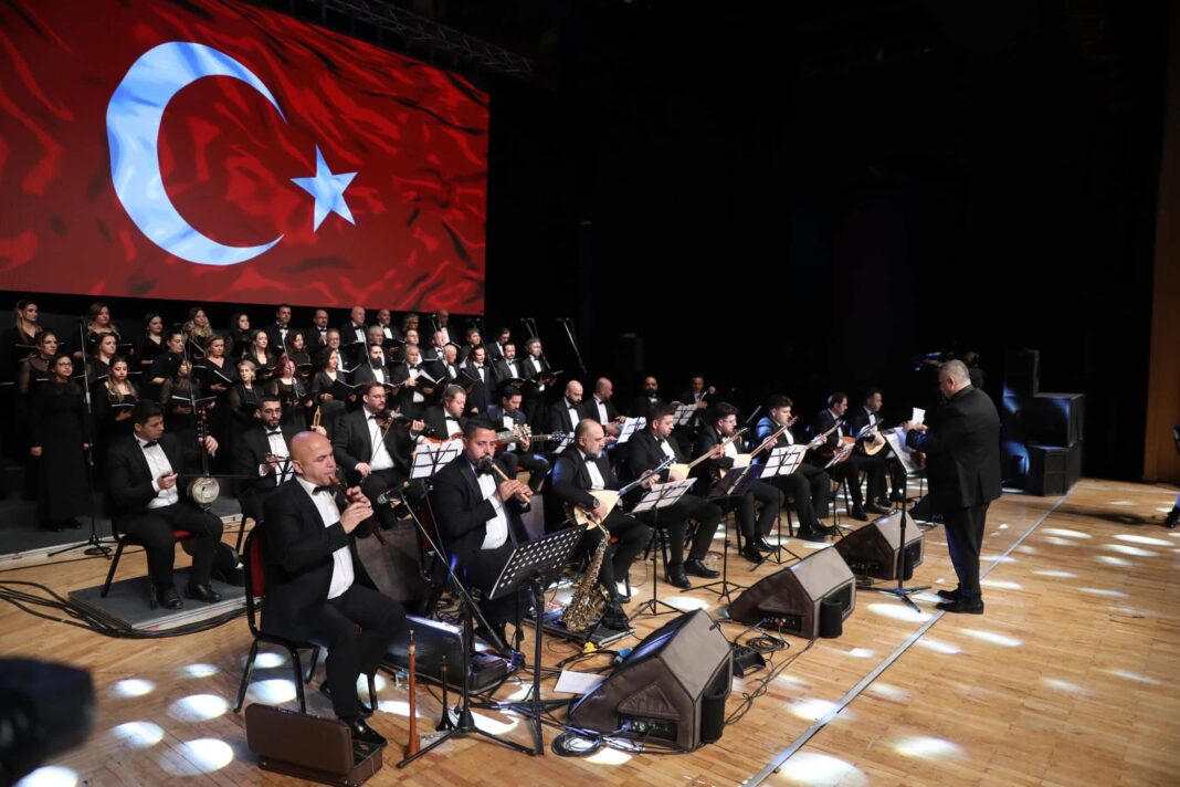 Antalya'da Çanakkale Zaferi'nin 111. Yılında Anlamlı Anma Konseri Sahnelendi