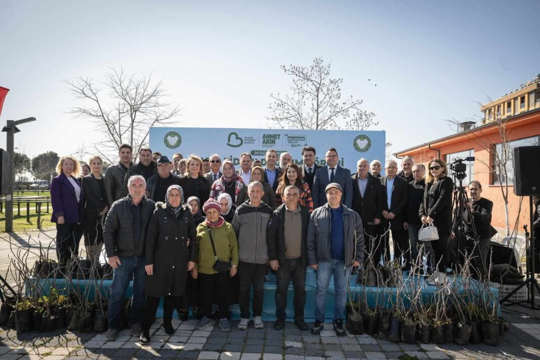 Balıkesir Büyükşehir’den Havran’da Üreticilere Tam Hibeli İncir Fidanı Desteği Sunuldu