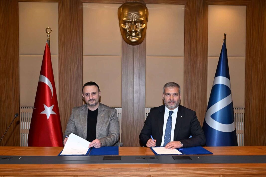 Anadolu Üniversitesi ile Pozitif Teknoloji'den Üç Yıllık Laboratuvar ve Teknoloji İş Birliği