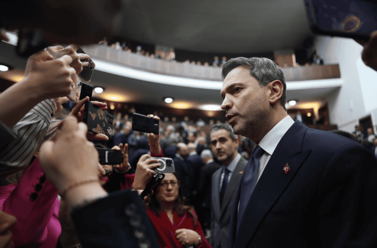 Bakan Bayraktar: Türkiye’de Petrol ve Doğal Gaz Arzında Şu Anda Sorun Yaşanmıyor