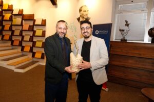 Anadolu Üniversitesi'nde Kurumsal İletişim Uygulamaları ve İtibar Yönetimi Deneyimleri Paylaşıldı